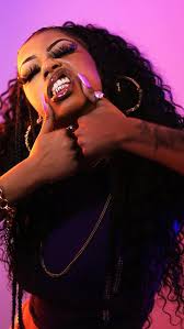 Tendance. Strass, grillz… Les bijoux de bouche font saliver les jeunes