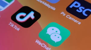 Chat and make calls with friends, read news and use local services in official. At The Moment The Executive Order Banning Tiktok And Wechat In The U S App Store Shouldn T Be An Issue For Apple Patently Apple