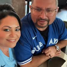 Photos from our SOLD OUT event with Danielle Smith in Red Deer 📸