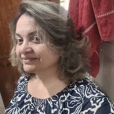 Bia Miranda apresentou sua filha Maysha a sua cadela, mas recebeu muitas  críticas.