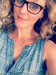 Tracy Simonsen's Instagram, Twitter & Facebook