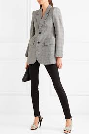 Blazer cintré avec fermeture à boucle élégante le décolleté plongeant permet d. Gris Blazer En Laine Melangee Prince De Galles Hourglass Balenciaga Vrouwen Stijl Vrouw Stijl