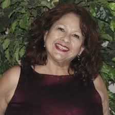 Lillian Salas's Instagram, Twitter & Facebook