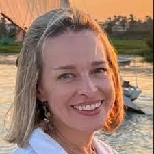 Lorie Decker's Instagram, Twitter & Facebook