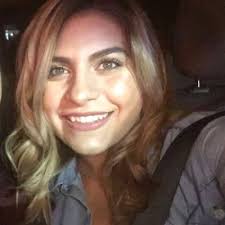 Stephanie Muniz (@muniznews1)