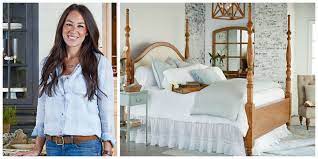 Joanna herself is a huge fan of white walls, but she also knows that there is a limit to how much you can fill a room with before it becomes sterile and uncomfortable. Joanna Gaines Furniture Line Magnolia Home Furniture