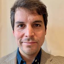 Sebastian Lewis's Instagram, Twitter & Facebook