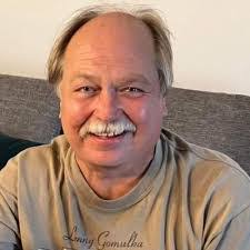 Karen Krajewski's Instagram, Twitter & Facebook