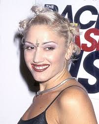 18 90s Beauty Trends You Forgot About 90s Hairstyles 90s Grunge Hair Beauty Trends