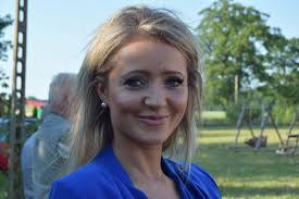 Monika Tkaczyk chce zostać burmistrzem Barwic. Walka o ratusz rozpoczęta