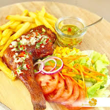 Poulet Boucane Sauce Chien Je Cuisine Creole Recette Cuisine Creole Sauce Chien Recettes Africaines