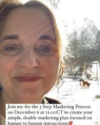 Justine Mcdonald's Instagram, Twitter & Facebook