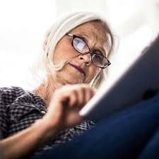 Older Adults Learn How To Spot Fake News Thanks To Literacy Workshops