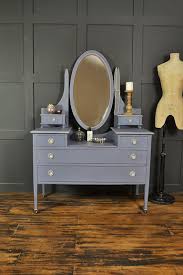 This Edwardian Dressing Table On Castors Has A Large Oval Mirror And 5 Drawers Creating Not O Shabby Chic Dresser Shabby Chic Bedrooms Vintage Dressing Tables