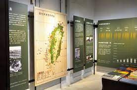 pin by showzoo tsai on 博物館展示 room divider decor home decor
