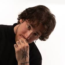 Avery Swanson (@NotAverySwanson)