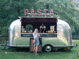 Toettoetfood Huur Een Foodtruck Vind En Boek Je Foodtrucks Voor Je Zakelijke Event Keuze Uit Ruim 500 Onafhankelijke Foodtrucks Van Foodtruck Trouwen Bruiloft
