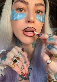 Sammi (@sammijefcoate)