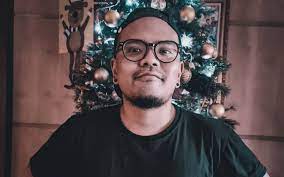 Kabar itu pertama kali diketahui dari pesan singkat yang beredar di grup whatsapp. Diciduk Karena Kasus Narkoba Ini Dia Biodata Coki Pardede Komika Yang Diduga Menistakan Agama Ternyata Pernah Keceplosan Di Depan Bnn Grid Fame
