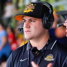 Ethan Ready (@EthanReady)