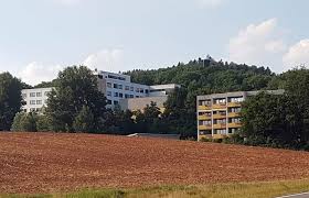 Der durchschnittliche kaufpreis für eine eigentumswohnung in lebach liegt bei 2.207,23 €/m². Lebach Kampft Um Sein Krankenhaus Byc News Online Zeitung