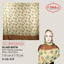 Kain batik semi sutera sutra dobby silk meteran motif bambu. Jilbab Segiempat Batik Semi Sutra Fesyen Wanita Muslim Fashion Syal Di Carousell