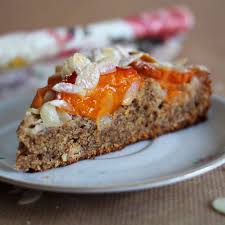 Aprikosen Dinkelvollkorn Kuchen Mit Mandelsplitter Nur Mit Datteln Gesusst Hellrosagrau Kuchen Ohne Zucker Mit Datteln Vollkornkuchen Dinkel Kuchen