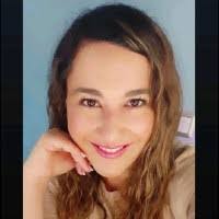 Liza Zuniga's Instagram, Twitter & Facebook