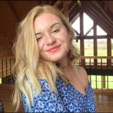 Jessica Lamb's Instagram, Twitter & Facebook