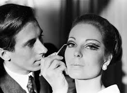 Pablo Manzoni: The Merlin of Makeup