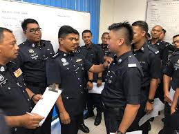 App to display nearest balai polis in malaysia, within 25 km radius from where you are; Facebook