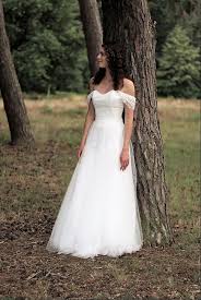 Im vintage hochzeitskleid heiraten sie ganz im stil ihrer lieblingszeit. Kollektion Kleider New Brautkleid Atelier Mit Eigener Kollektion Schneiderei