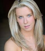 Amanda Topper's Instagram, Twitter & Facebook