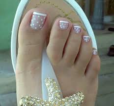 Apr 15, 2020 · elegir bien la talla de cinturón no es tan sencillo como parece, sobre todo si tenemos en cuenta que cada marca puede optar por un tallaje diferente. Figuras De Unas Decoradas Para Pies Con Los Mejores Disenos 60 Imagenes Informacion Imagenes