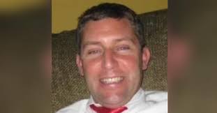 Karen Cote's Instagram, Twitter & Facebook