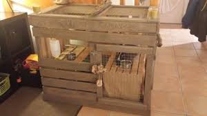 Clapier Lapins Realise En Palettes Fait Sur Mesure Il Peut Etre Cree Egalement En Poulailler Dimensions Personnalisees Cabane Lapin Cage Lapin Lapin