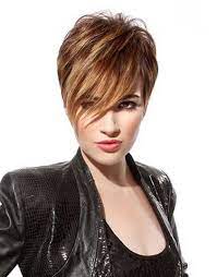 Chi ama i tagli di capelli molto corti. Pin On Hairstyles