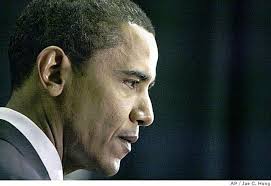 Obama praised for rebuking his pastor