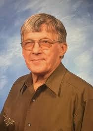 Melvin Eck's Instagram, Twitter & Facebook