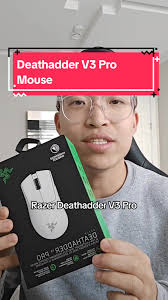 Unboxing the Razer Deathadder V3 Pro #techtok #gaming #razermouse  #deathadderv3pro #unboxing