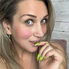 Adam Pabon's Instagram, Twitter & Facebook