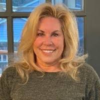 Beverly Saylor's Instagram, Twitter & Facebook