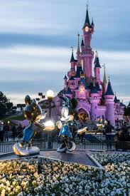 Dornroschenschloss Disneyland Paris In 2020 Disneyland Castle Disneyland Pictures Disney Castle