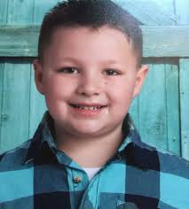 6 to escort Little Miss contest