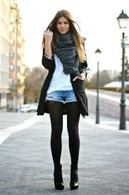 Découvrez la collection de chaussures hiver femme de glisshop : Short Hiver