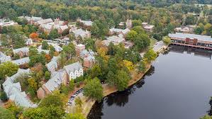 The university of richmond is a private liberal arts university in richmond, virginia. University Of Richmond Earns Highest Ranking Ever From U S News World Report At 22 For National Liberal Arts Colleges News University Of Richmond