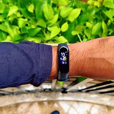 Mi Band 4 Kredit Yoxdur Bir Kart Kecərli Deyil Qiymət 60azn Unvan Nizami Mall 3 Cu Mərtəbə Xiaomi Azərbaycan Track Workout Xiaomi Smart Band