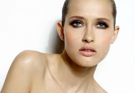 Make Yourself Up With Blanka Dudas