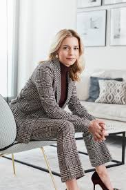 Wat is je favoriete meubelstuk? Ich Bin Eigentlich Kein Risikotyp Aber Manchmal Muss Man Einfach Machen Westwing Grunderin Delia Lachance Beantwortet Den Gq Business Fragebogen Gq Germany