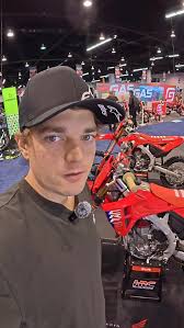 Always exciting breaking in a new Al Lambs Dallas Honda, Crf 450r! Thanks  to the guys at @dallashonda for always having the right red products to  keep the fun rolling! Give them